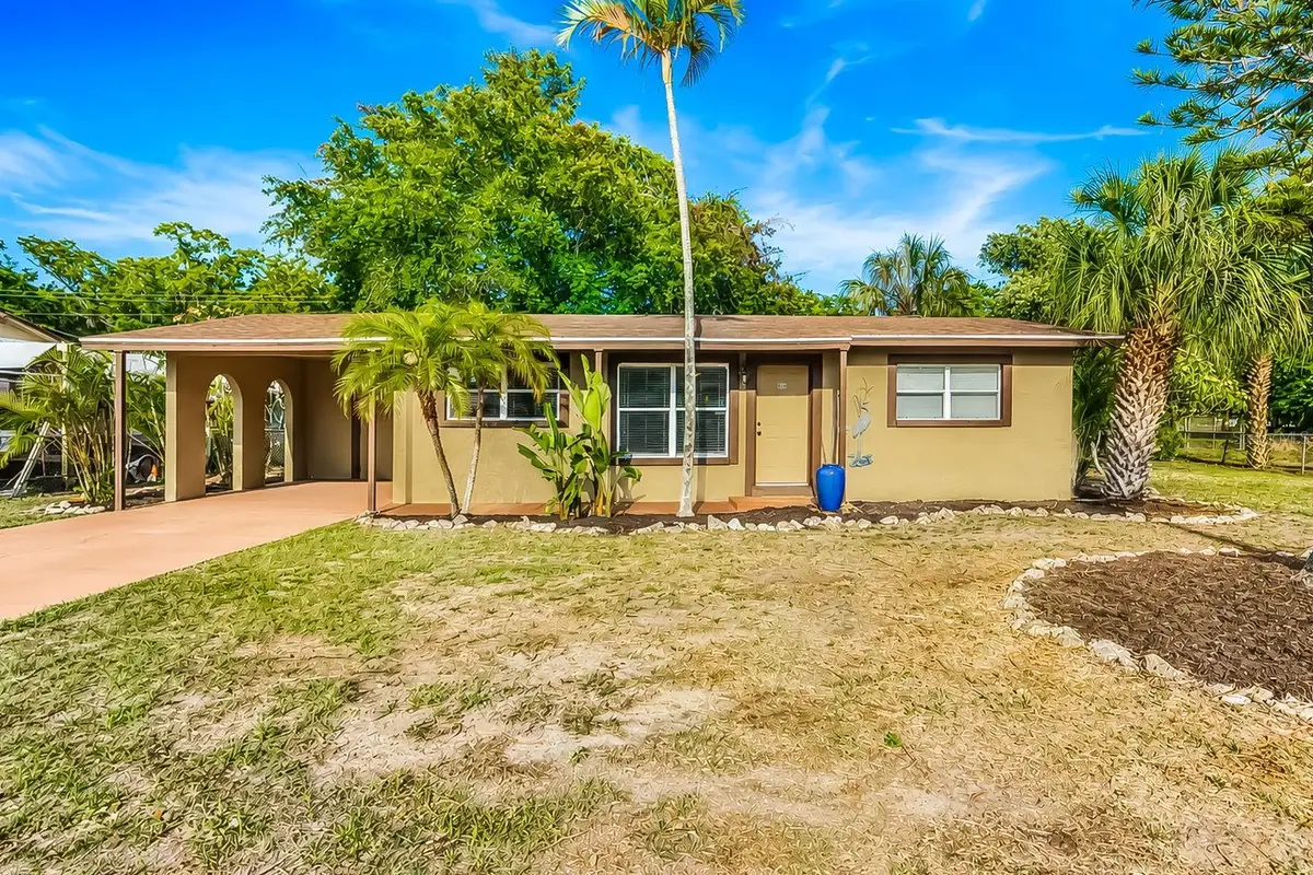4219 35th Street W, Bradenton, FL 34205 - #1