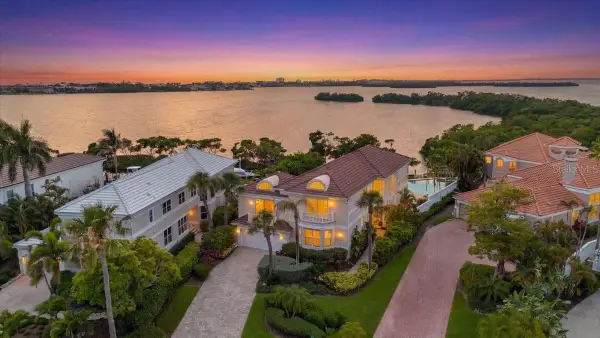 3620 Fair Oaks Place, LONGBOAT KEY, FL 34228