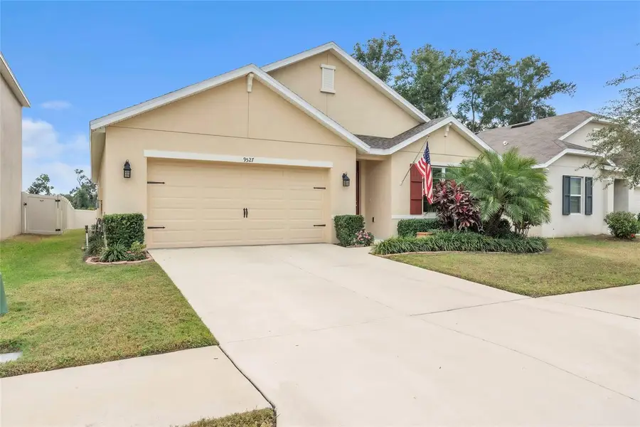 9527 Sunstone Boulevard, Thonotosassa, FL 33592 - #2