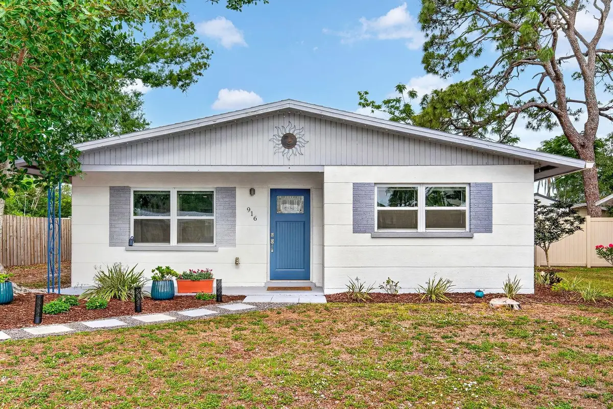 916 Pattison Avenue, Sarasota, FL 34237 - #1