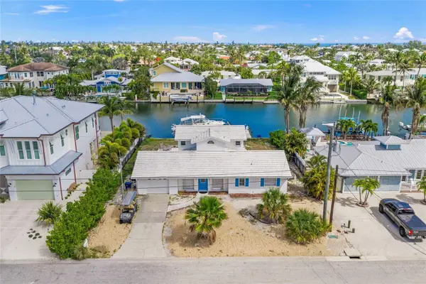 512 67th Street, HOLMES BEACH, FL 34217