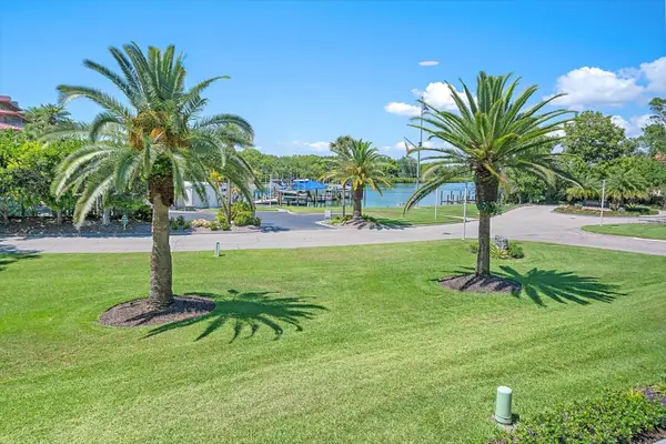 100 Sands Point Road #225, LONGBOAT KEY, FL 34228