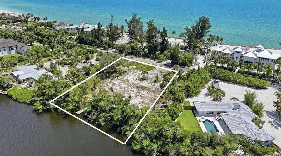 7723 Sanderling Road, Sarasota, FL 34242 - #2
