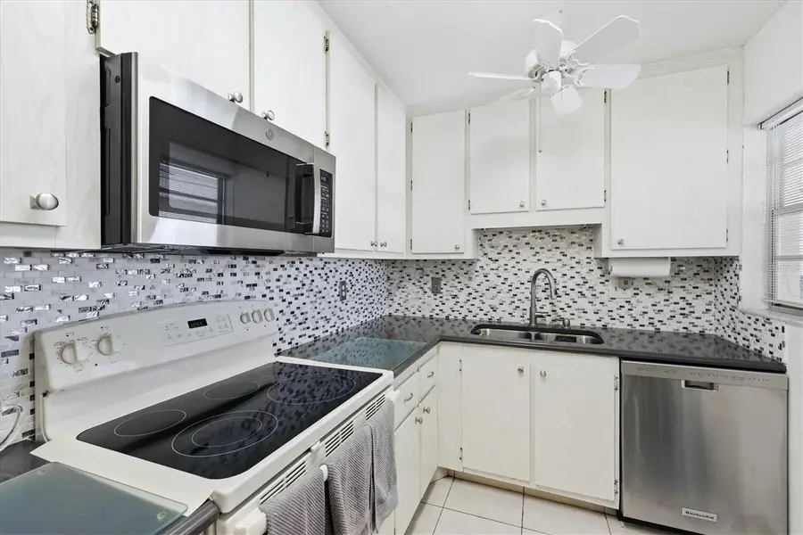 390 301 Boulevard W #27B, Bradenton, FL 34205 - #3