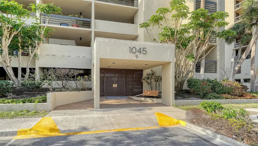 1045 Gulf Of Mexico Drive #301, Longboat Key, FL 34228 - #2