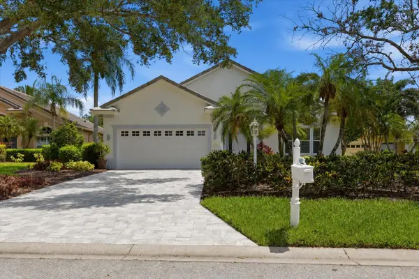 6602 Virginia Xing, UNIVERSITY PARK, FL 34201