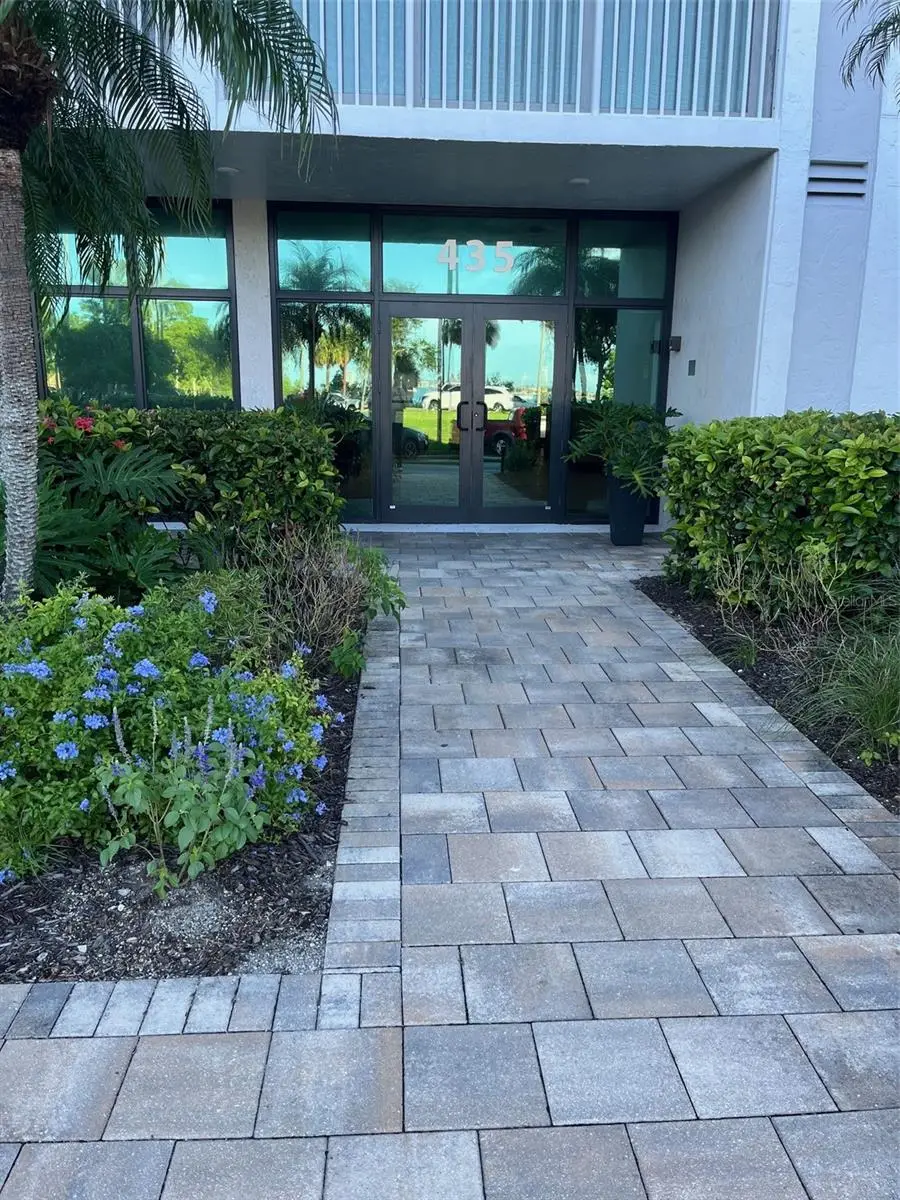 435 S Gulfstream Avenue #206, Sarasota, FL 34236 - #3