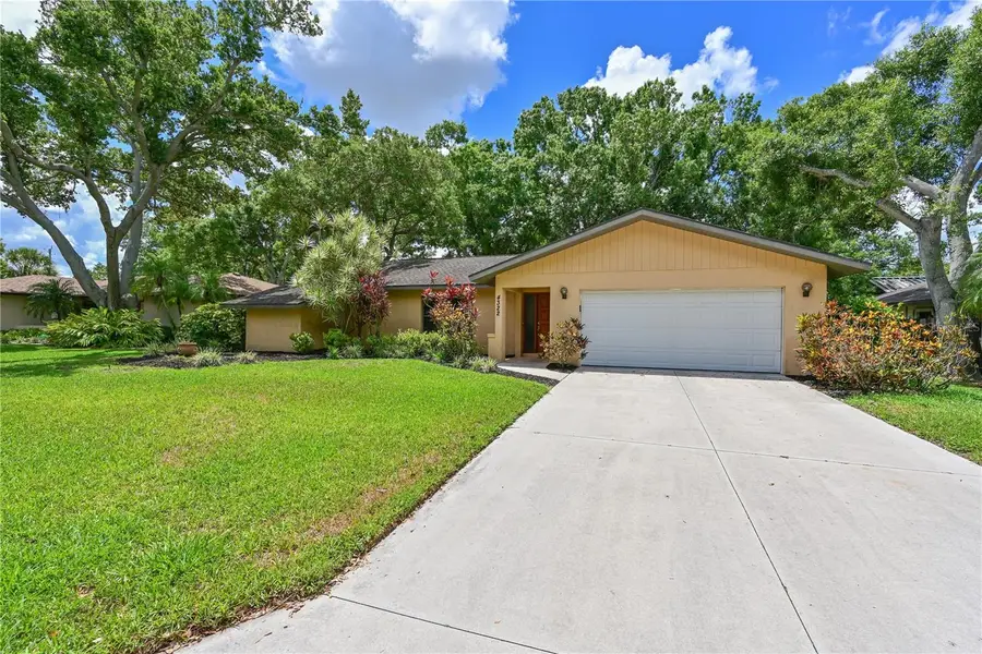 4322 Pasadena Court, Sarasota, FL 34233 - #2