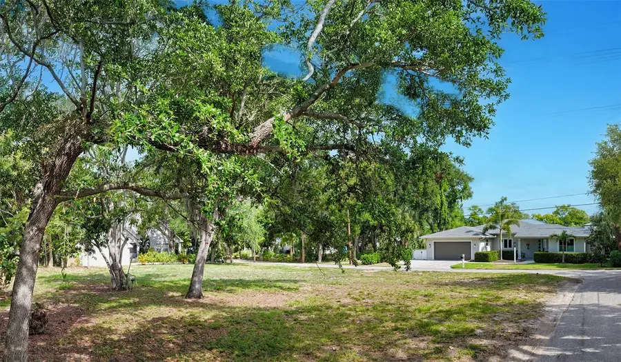 Turks Cap Place, Sarasota, FL 34234 - #2