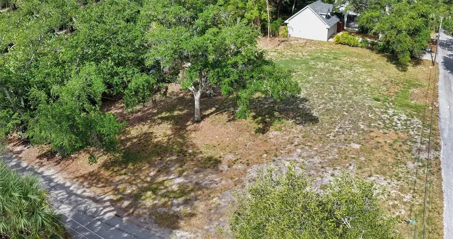 Turks Cap Place, Sarasota, FL 34234 - #3