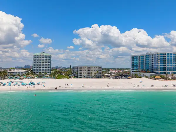 800 Benjamin Franklin Drive #304, SARASOTA, FL 34236