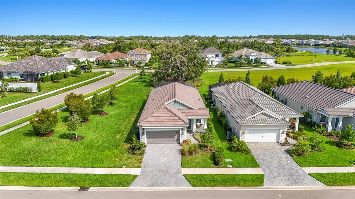 8506 Frangipani Terrace, Sarasota, FL 34240 - #1