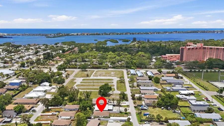 1858 Marbeth Street, Sarasota, FL 34231 - #3
