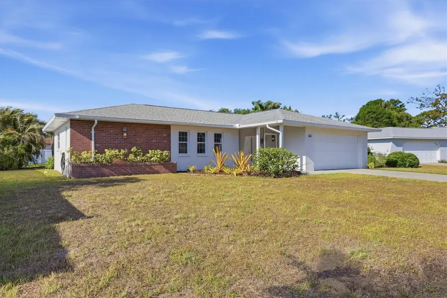 930 W Kathy Court, Venice, FL 34293 - #2