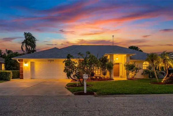 5836 Helen Way, SARASOTA, FL 34243