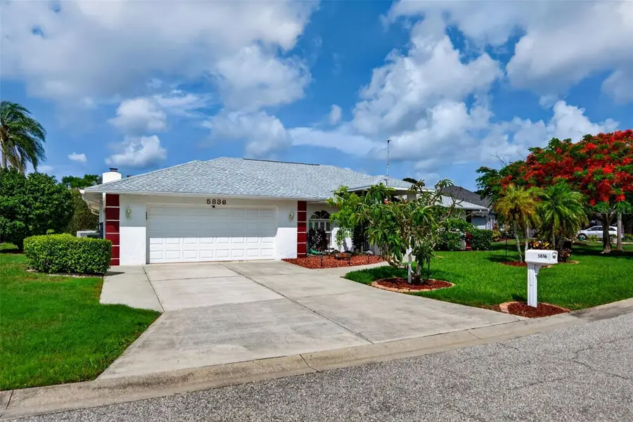 5836 Helen Way, Sarasota, FL 34243 - #3