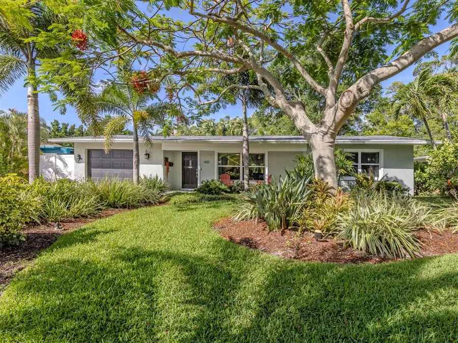 632 Park Drive, Bradenton, FL 34209 - #2