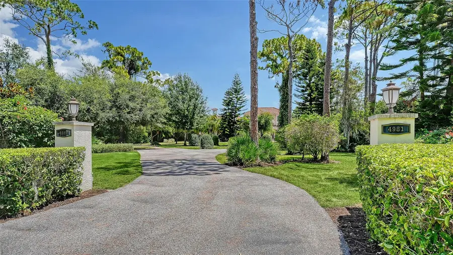 4981 Hubner Circle, Sarasota, FL 34241 - #3