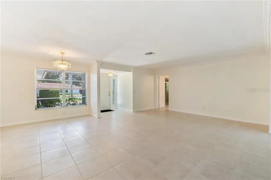 5661 Eichen Circle E, Fort Myers, FL 33919 - #3