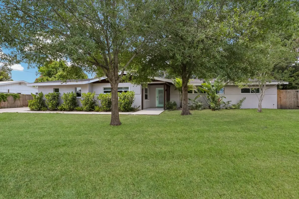 5720 Isanda Place, Sarasota, FL 34231 - #1