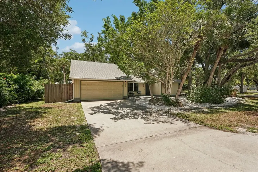 521 Avalon Road, Venice, FL 34293 - #2
