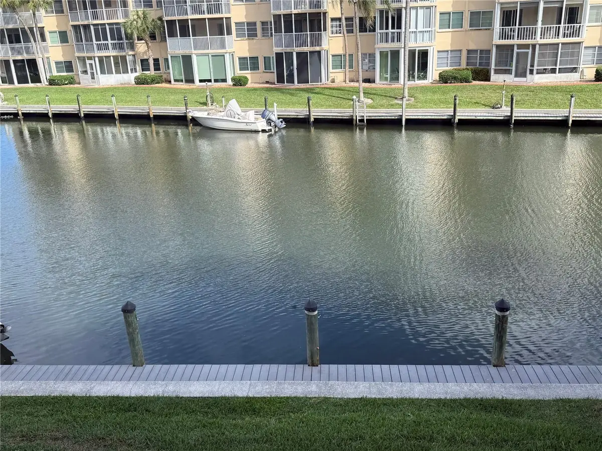 1250 N Portofino Drive #202, Sarasota, FL 34242 - #1