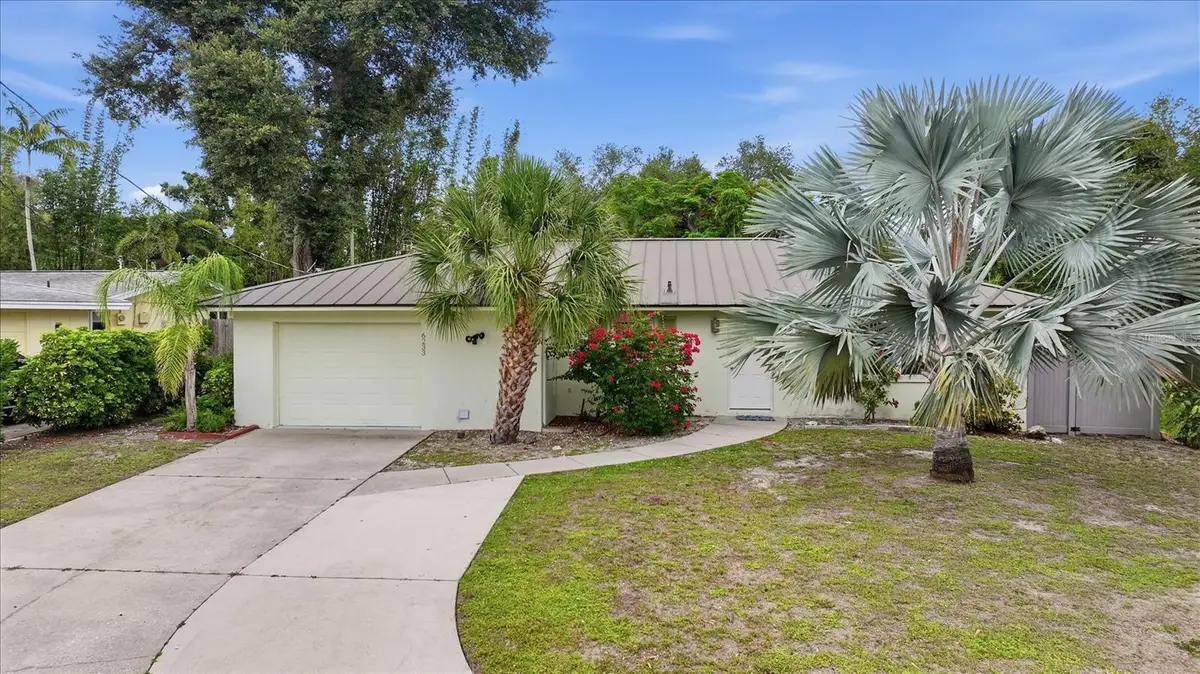 6233 Rockefeller Avenue, Sarasota, FL 34231 - #1