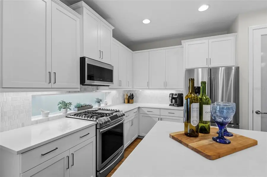 7523 Campus Cove, Sarasota, FL 34243 - #3