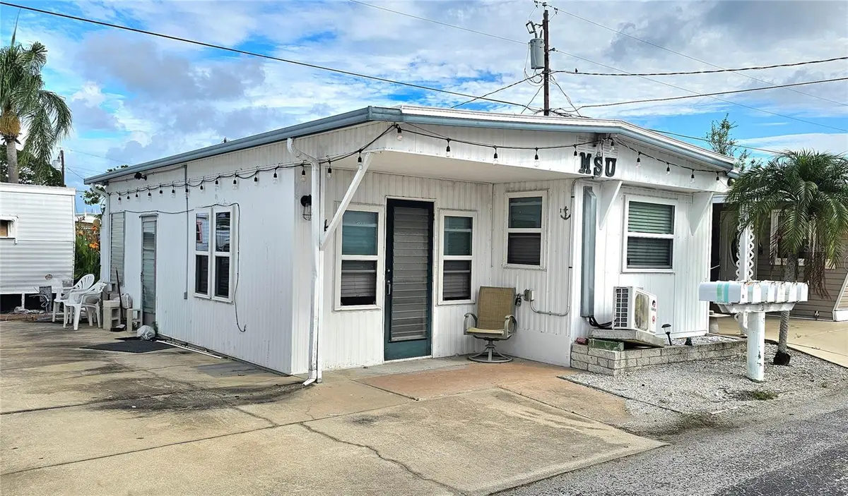 41 2nd Street, Bradenton, FL 34210 - #1