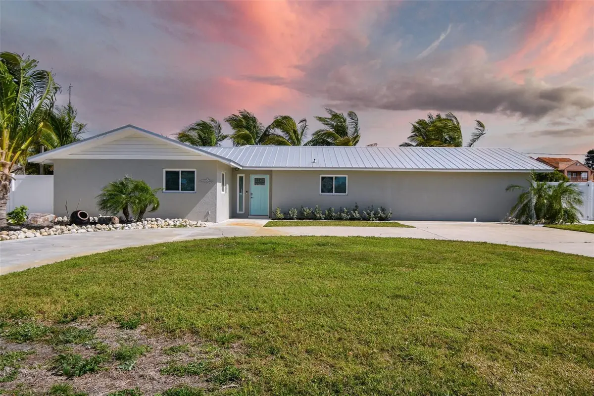 4900 Arlington Road, Palmetto, FL 34221 - #1