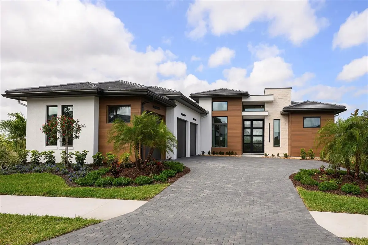 8613 Sandpoint Street, Sarasota, FL 34240 - #1