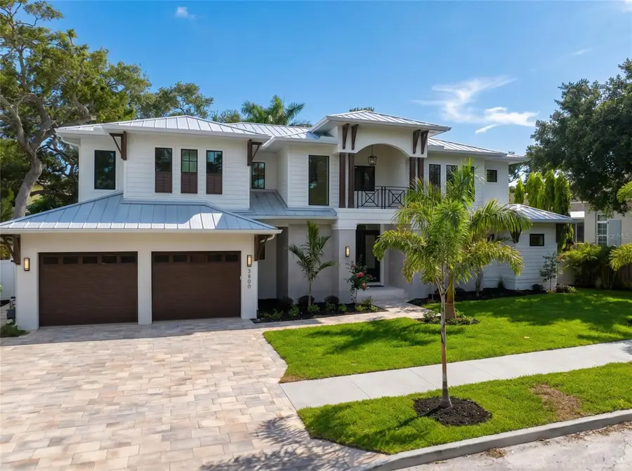 3800 Flores Avenue, Sarasota, FL 34239 - #2