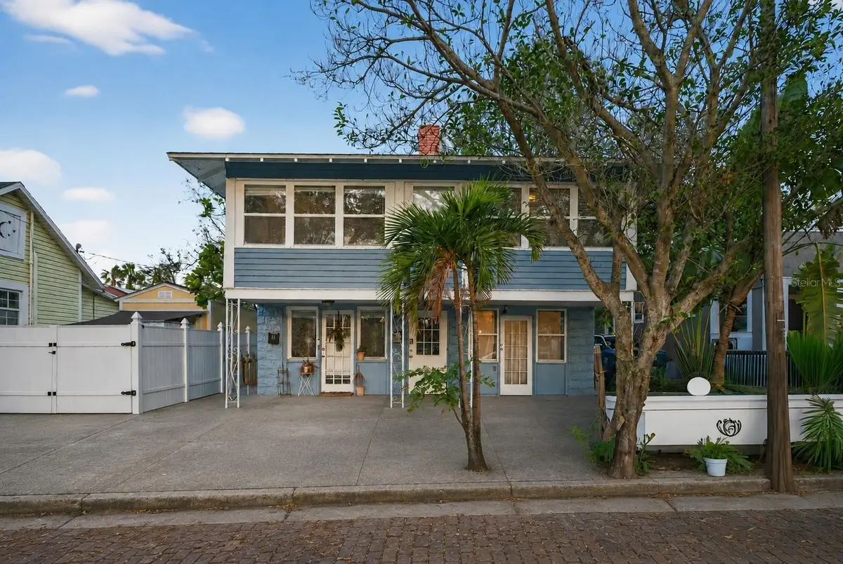 1059 5th Street N, Saint Petersburg, FL 33701 - #1