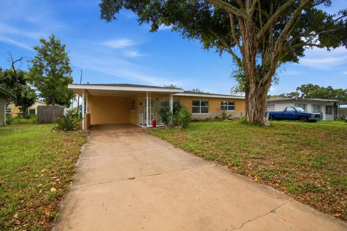 330 Crosby Court, Sarasota, FL 34237 - #1