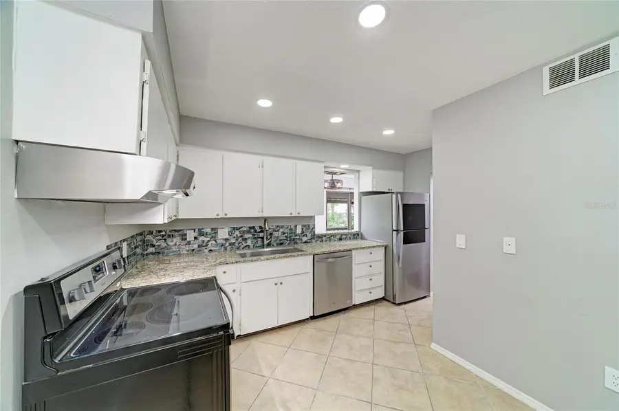 2224 Bahia Vista Street #E6, Sarasota, FL 34239 - #3