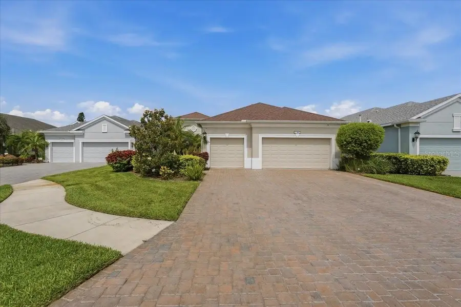 3613 Woodcliff Lake Terrace, Sarasota, FL 34243 - #2