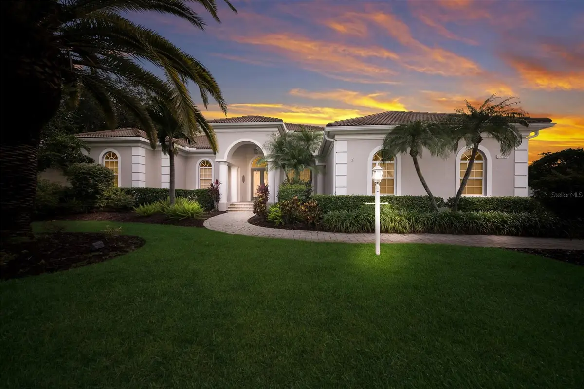 7920 Royal Queensland Way, Lakewood Ranch, FL 34202 - #1