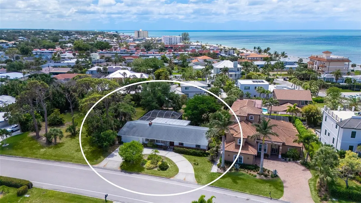 621 Alhambra Road, Venice, FL 34285 - #1