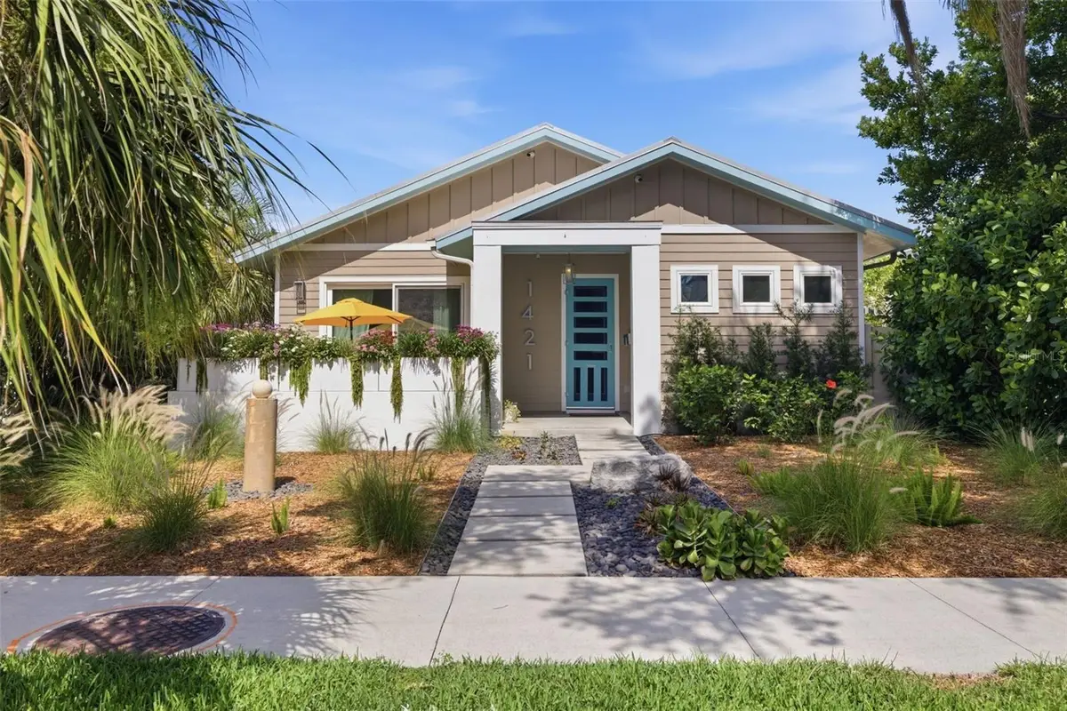 1421 14th Street N, Saint Petersburg, FL 33704 - #1