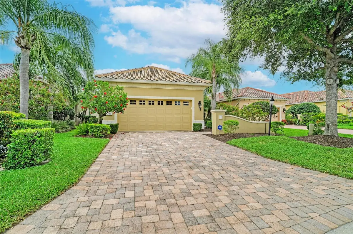 7361 Wexford Court, Lakewood Ranch, FL 34202 - #1