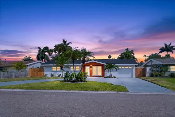 1524 Carson Circle Ne, ST PETERSBURG, FL 33703