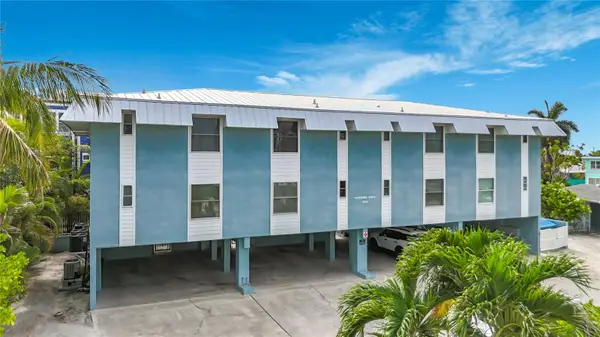 205 Highland Avenue #3, BRADENTON BEACH, FL 34217