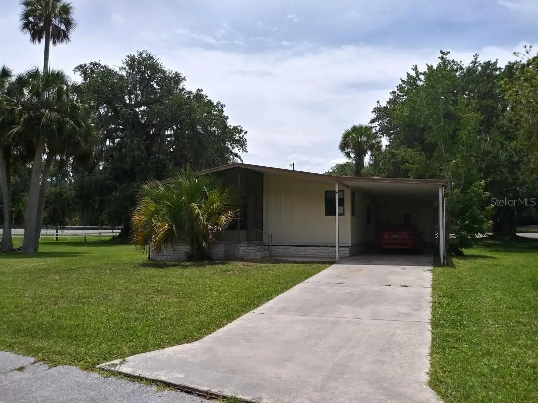 22 Canal Court, Lake Panasoffkee, FL 33538 - #1