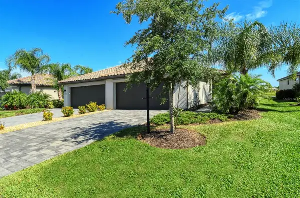 15957 Clear Skies Place, BRADENTON, FL 34211