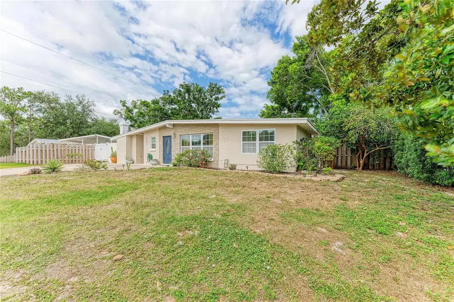 161 Suntan Avenue, Sarasota, FL 34237 - #2