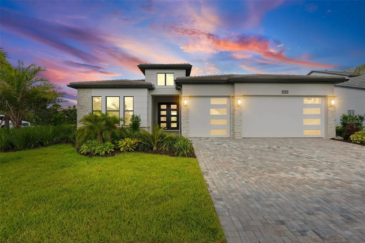 2629 Waterfront Circle, Sarasota, FL 34240 - #1