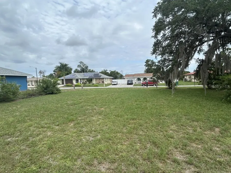 365 N Spring Lake Boulevard Nw, Port Charlotte, FL 33952 - #3