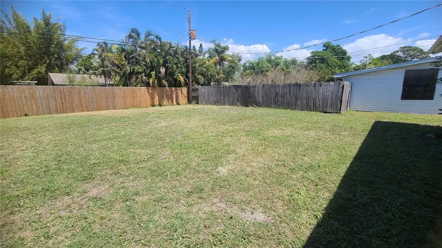 2131 Palm Terrace, Sarasota, FL 34231 - #3