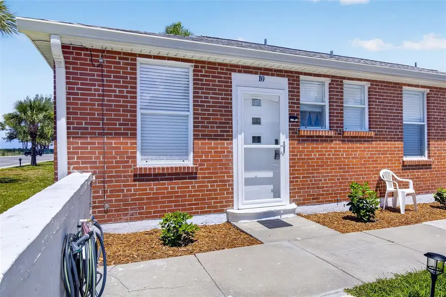 908 Villas Drive #10, Venice, FL 34285 - #3