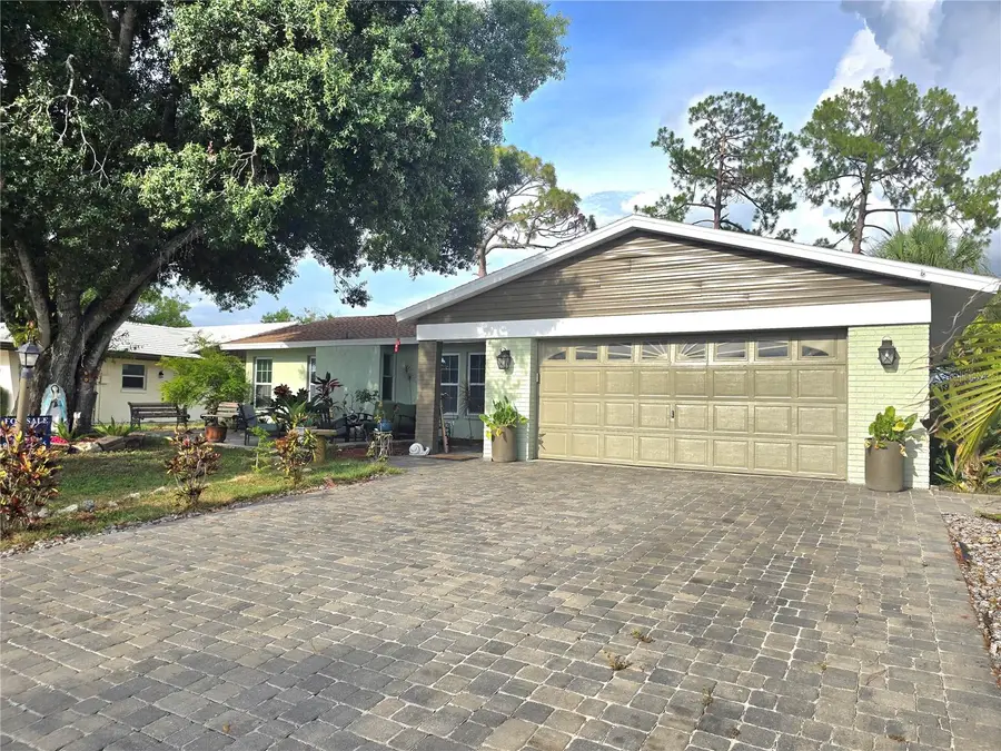 7309 Connecticut Avenue, Sarasota, FL 34243 - #2